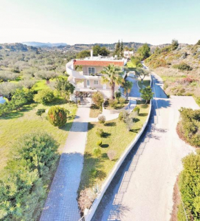 Villa Olive Grove